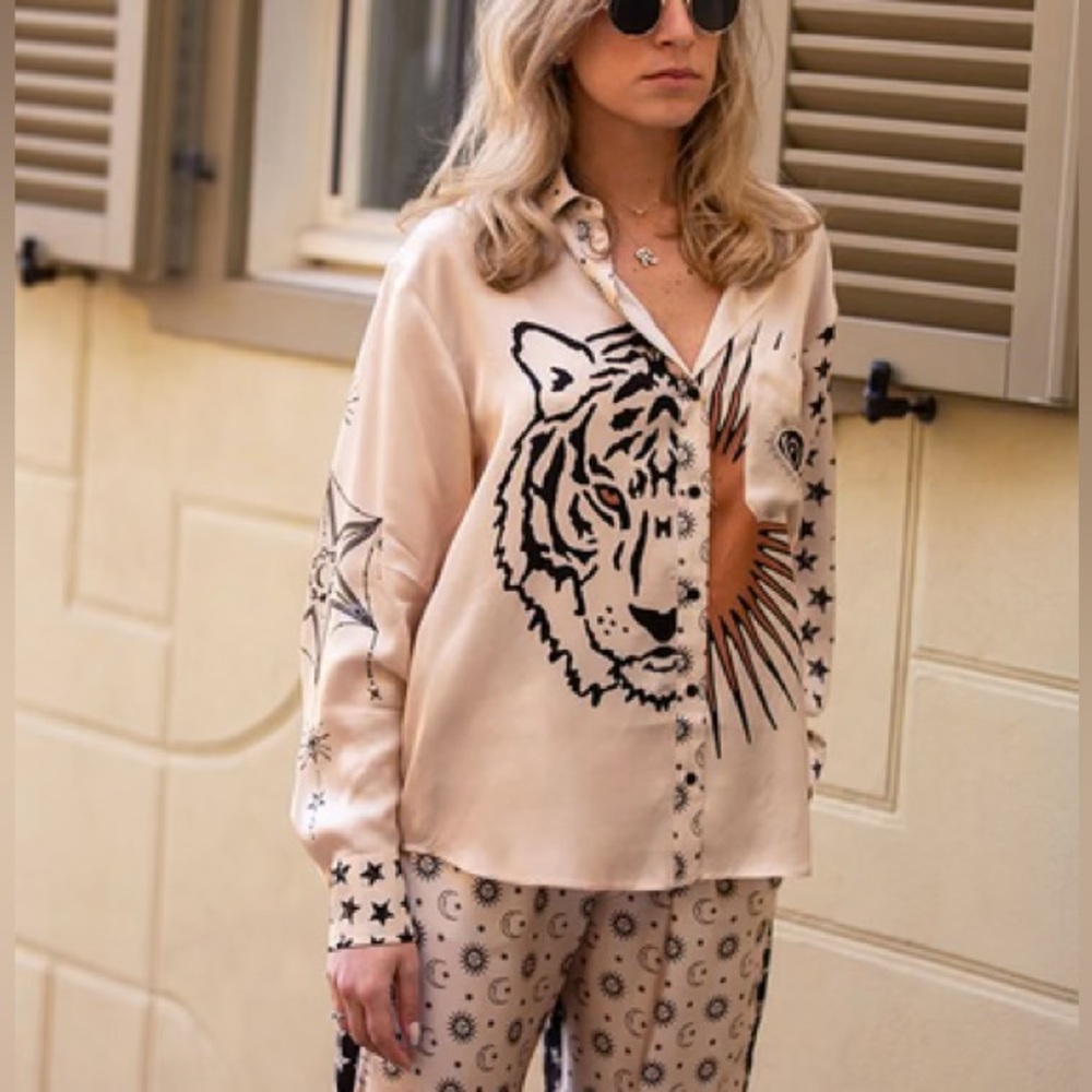 Me369 Camilla Printed Shirt Viscose Mystic Tiger Size Cream Size XS